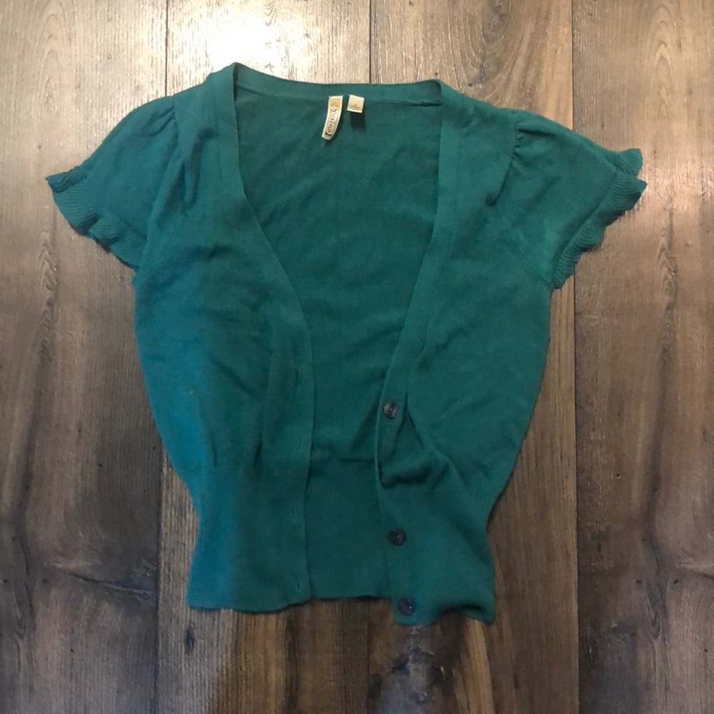 Short sleeve cardigan